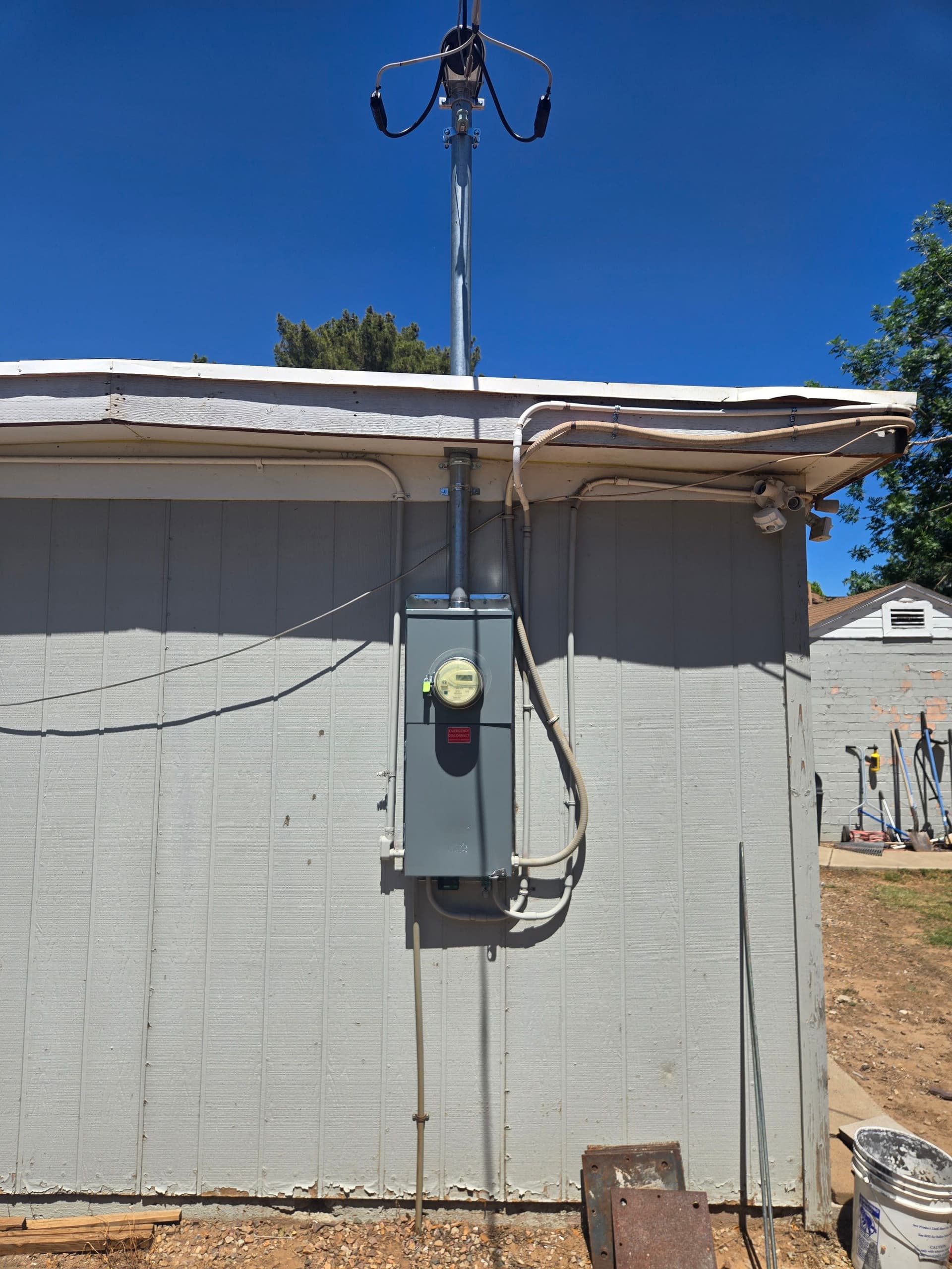 Gallery photos for Burnt and Arcing Panel Found in Glendale - No Warning Signs: Image #6