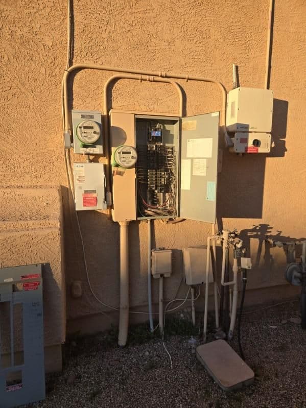 Gallery photos for Modern Electrical Panel Upgrade for Enhanced Safety: Image #1