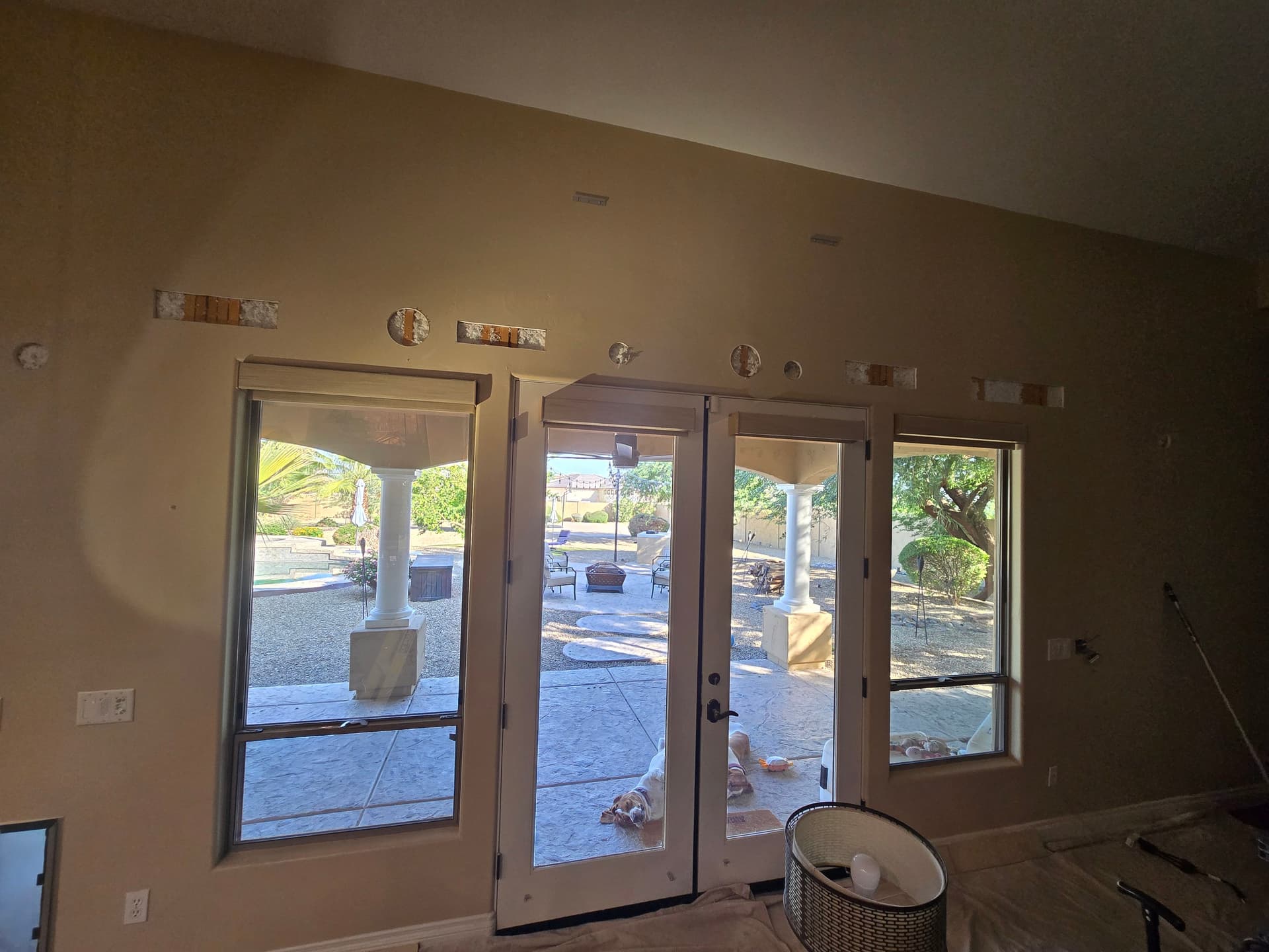 Gallery photos for Smart Art Lighting Installation in a Cozy Home: Image #2