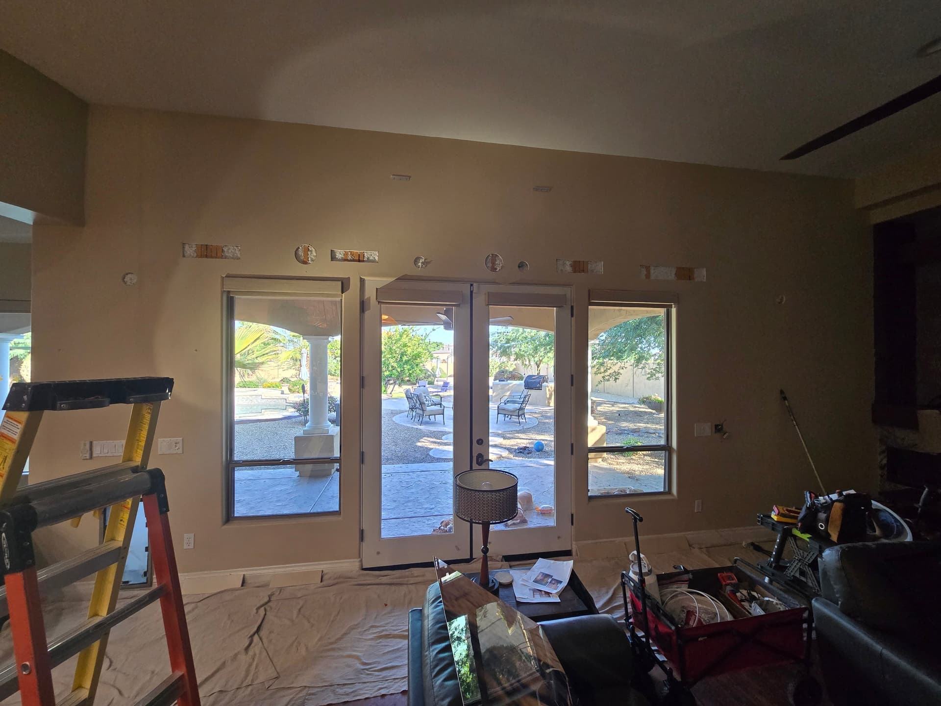 Gallery photos for Smart Art Lighting Installation in a Cozy Home: Image #3